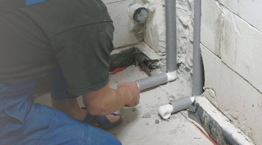 Expert burst pipe repair services in Archie, MO